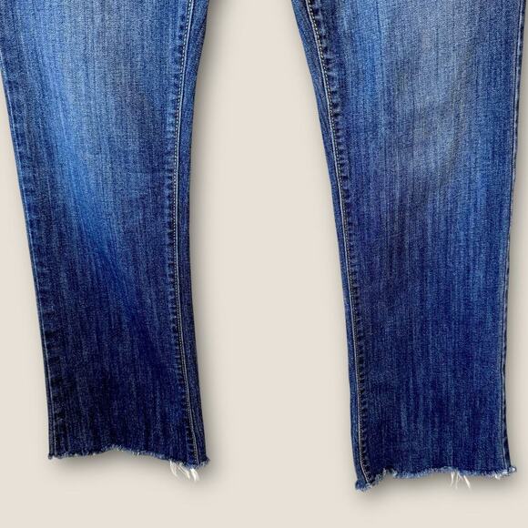 Simply Vera Wang Bootcut Stretch Mid Rise Blue Wash Jeans Size 10 Cutoff Hem - Picture 4 of 12